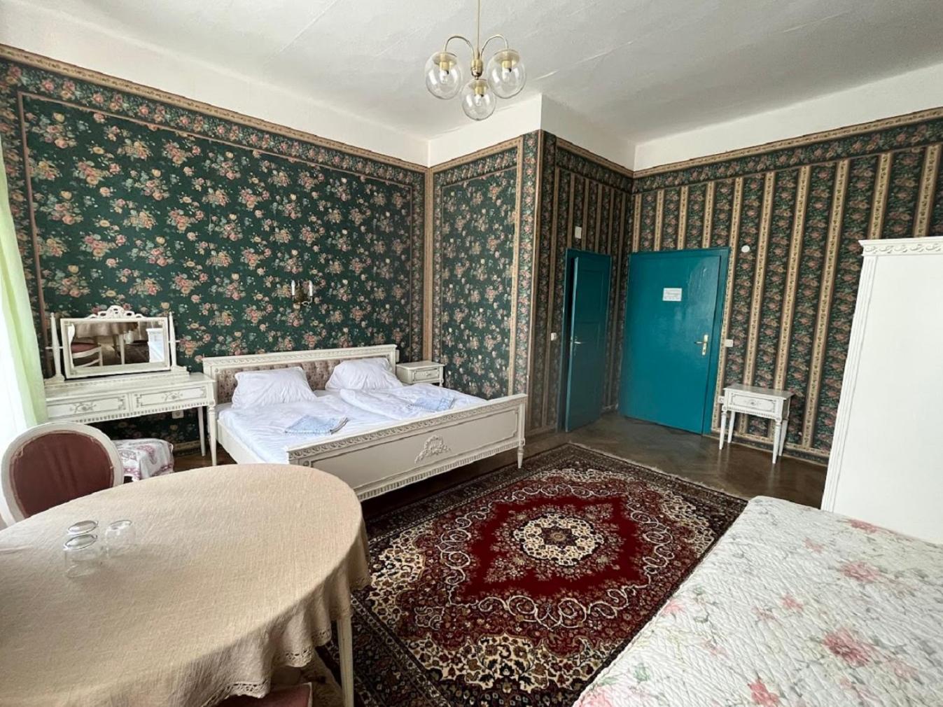 Pension Zamek Rudník Exterior foto